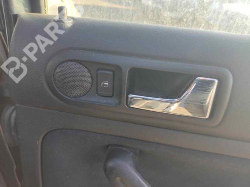 front-right-interior-door-handle-vw-golf-iv-1j1-19-tdi-1j1-1997-1998-1999-2000-2001-2002-2003-2004-2005-2006-2007-2008-11111259 main image