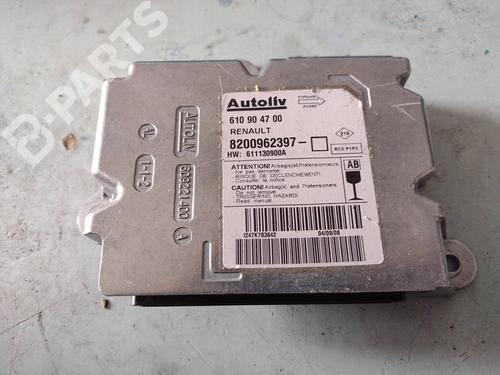 ecu-airbags-renault-megane-ii-coupe-cabriolet-em01_-16-16v-8200962397-2003-2004-2005-2006-2007-2008-2009-2010-10129076 main image