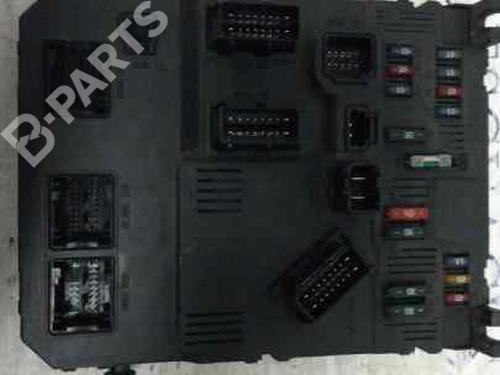 Used Fuse box Fuse box CITROËN XSARA PICASSO (N68) 1.6 HDi (109 hp) 10129868 10129868