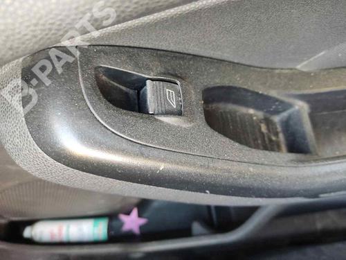Used Right front window switch Right front window switch FORD FIESTA VI (CB1, CCN) 1.25 (82 hp) 11174721 11174721