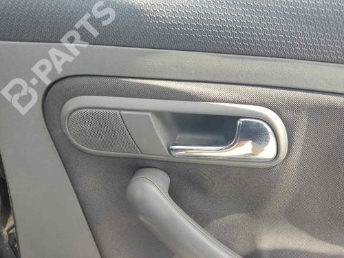 Used Front right interior door handle Front right interior door handle SEAT IBIZA III (6L1) 1.4 TDI (80 hp) 11118704 11118704