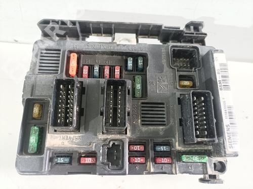 Used Fuse box Fuse box CITROËN C5 I (DC_) 2.0 16V (DCRFNC, DCRFNF) (136 hp) 11176219 11176219