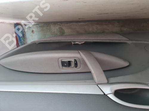 Used Right front door panel Right front door panel PORSCHE CAYENNE (9PA) 3.2 (250 hp) 10134223 10134223