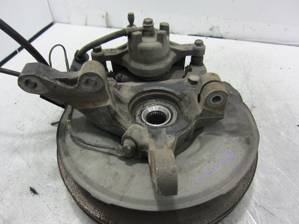 Left front steering knuckle MITSUBISHI ASX (GA_W_) 1.6 MIVEC (GA1W  