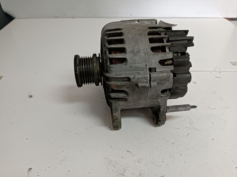 Alternator SEAT LEON (5F1) 2.0 TDI 10485639 BParts