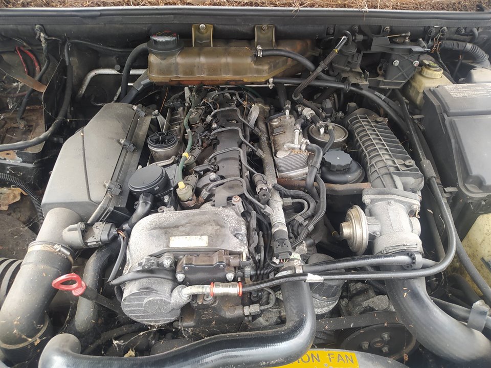 Engine MERCEDES BENZ M CLASS W163 ML 270 CDI 163 113 10383220 B Parts