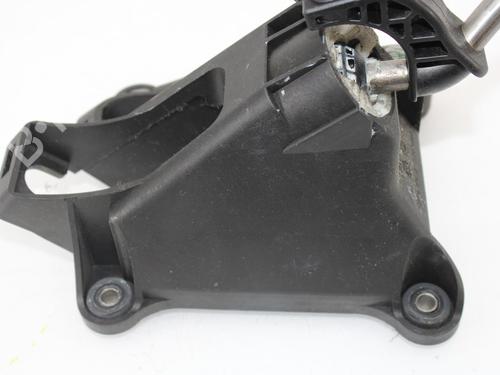 Gear lever TOYOTA COROLLA Verso (ZER_, ZZE12_, R1_) 2.0 D-4D (CUR10_, CUR10R) | BP13664096M90 