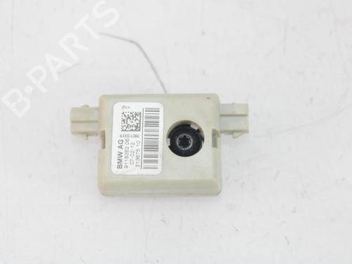 Used Electronic module BMW 5 (F10) 520 d (184 hp) 30082140