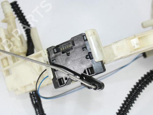 Fuel pump MERCEDES-BENZ C-CLASS (W204)  | BP22305306M76 
