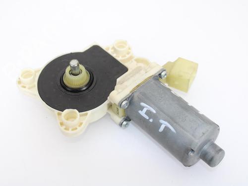 Used Left rear window motor MERCEDES-BENZ CLS (C219) CLS 320 CDI (219.322) (224 hp) 11924427