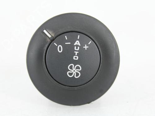 Commande Chauffage FIAT ULYSSE (179_) 2.0 (179BXA11, 179BXA1A) (136 hp) 22303693