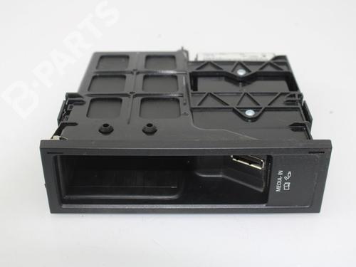 Used Electronic module Electronic module VW GOLF VI (5K1) 1.6 TDI (105 hp) 11038741 11038741