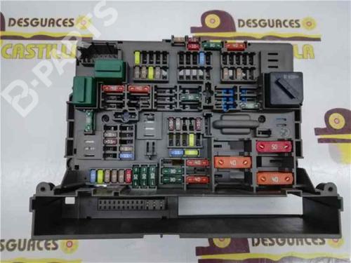 Used Fuse box Fuse box BMW 1 (E81) 120 d (177 hp) 10123604 10123604