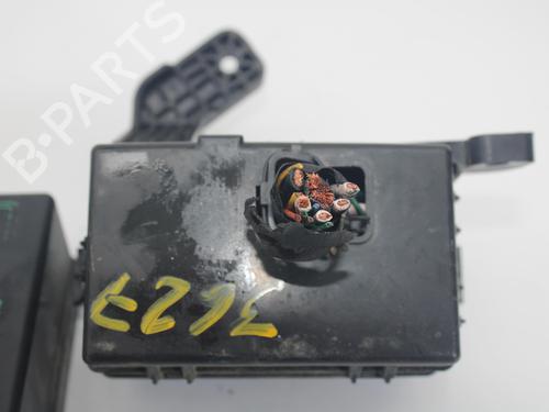 Fuse box HYUNDAI SANTA FÉ II (CM) 2.2 CRDi 4x4 | BP11266425E1 