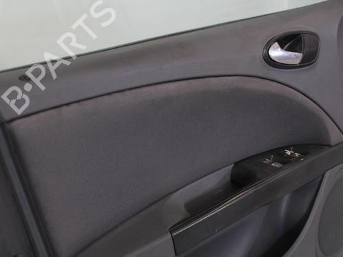 Left front door SEAT LEON (1P1) 1.4 TSI | BP13742943C2 