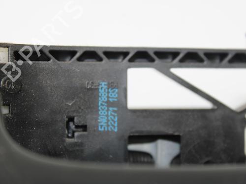 Used Front right exterior door handle VW GOLF VI (5K1) 1.6 TDI (105 hp) 11014767