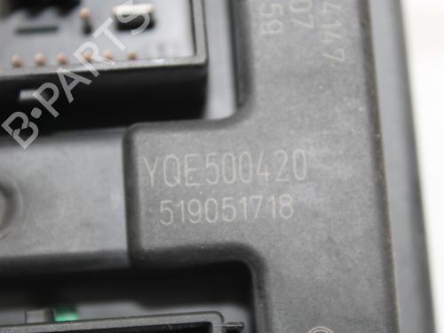 Fuse box LAND ROVER DISCOVERY III (L319) 2.7 TD 4x4 | BP12268182E1 
