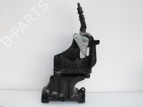 Used Gear lever PEUGEOT 3008 I MPV (0U_) 1.6 HDi (112 hp) 10119479