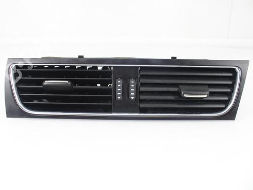 Used Air vent AUDI A4 B8 Avant (8K5) 2.0 TDI (143 hp) 17570594
