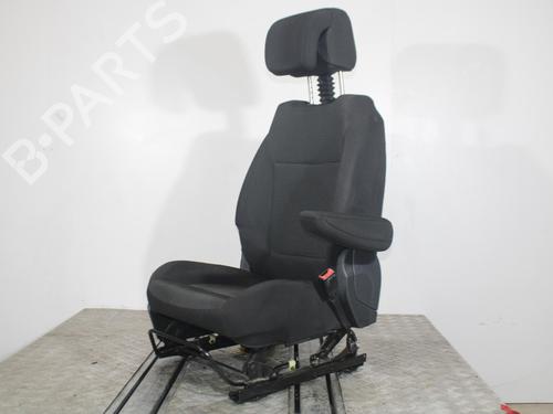 Used Right front seat PEUGEOT 5008 (0U_, 0E_) 1.6 HDi (110 hp) 15906669
