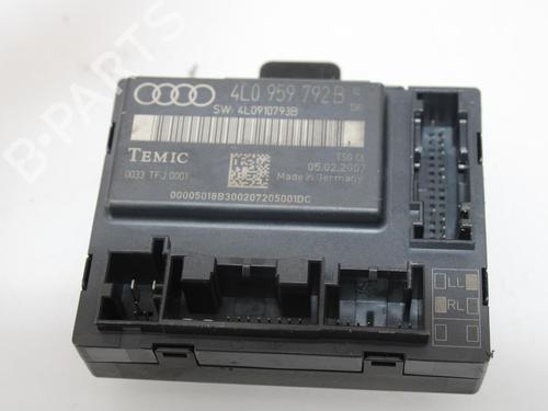 Used Electronic module AUDI Q7 (4LB) 3.0 TDI quattro (233 hp) 13524856