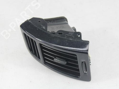 Used Air vent HYUNDAI i20 I (PB, PBT) 1.2 (86 hp) 30396474