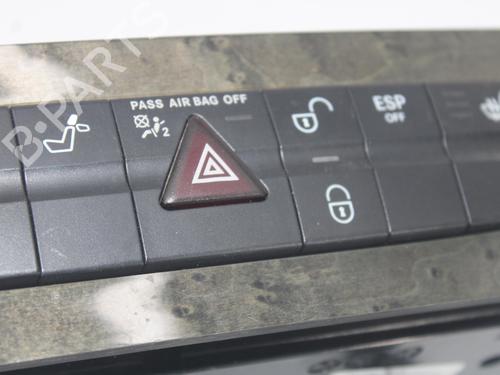 Switch MERCEDES-BENZ CLS (C219) CLS 320 CDI (219.322) | BP13913429I30 