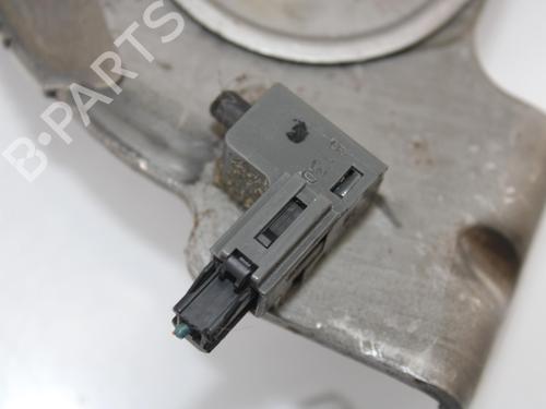 Hand brake TOYOTA COROLLA Verso (ZER_, ZZE12_, R1_) 2.0 D-4D (CUR10_, CUR10R) | BP13664103I18 