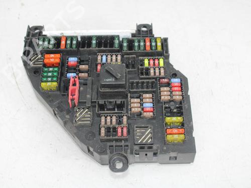 Sikringsdåse BMW 5 (F10) 520 d (184 hp) 30082136