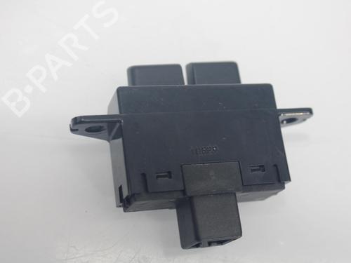 Switch HYUNDAI SANTA FÉ II (CM) 2.2 CRDi 4x4 | BP11266439I30 