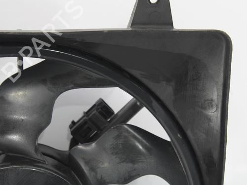 Radiator fan HYUNDAI SANTA FÉ II (CM) 2.2 CRDi GLS 4x4 | BP10121663M35 