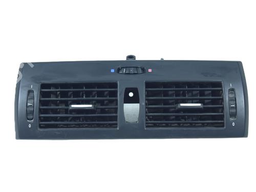 Used Air vent BMW X3 (E83) 2.0 d (150 hp) 24358576