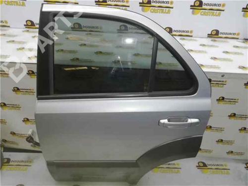 Used Left rear door Left rear door KIA SORENTO I (JC) 2.5 CRDi 4WD (140 hp) 10123196 10123196