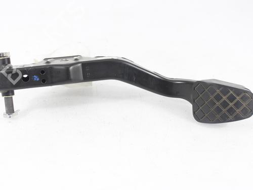 Used Break pedal AUDI A4 B8 (8K2) 2.0 TDI (143 hp) 23245449