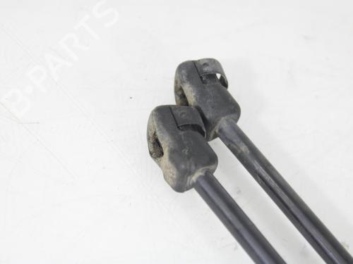 Tailgate lift support OPEL ASTRA J (P10) 1.6 SIDI (68) | BP17077568C138 