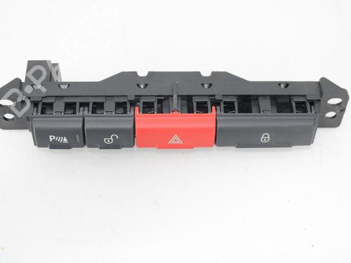 Used Warning switch LAND ROVER FREELANDER 2 (L359) 2.2 TD4 4x4 (150 hp) 10347824