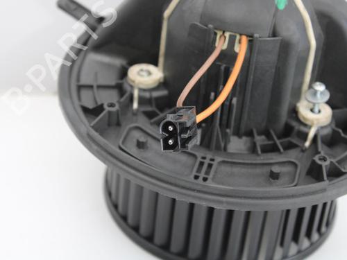 Used Heater blower motor MERCEDES-BENZ B-CLASS Sports Tourer (W245) B 180 CDI (245.207) (109 hp) 14173756
