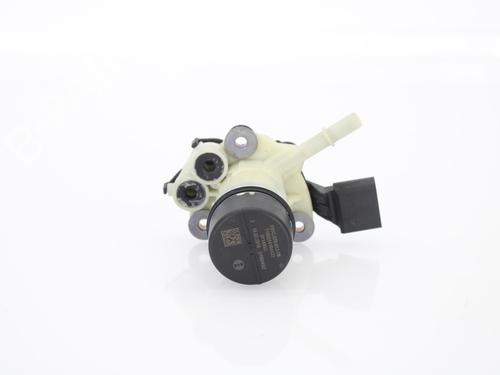Used Injection pump VW TOURAN (5T1) 2.0 TDI (150 hp) 12438901