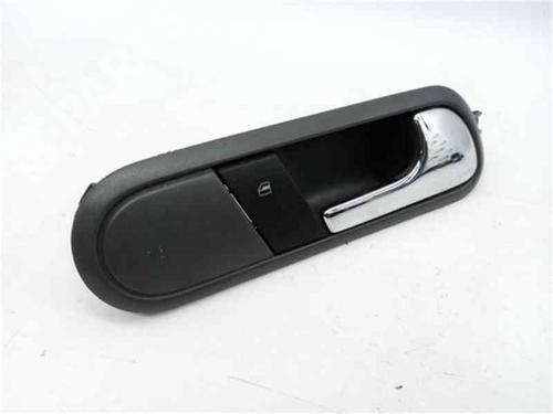 Used Front right interior door handle Front right interior door handle SEAT LEON (1P1) 2.0 TDI 16V (140 hp) 10122522 10122522