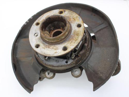 Used Left rear steering knuckle BMW 1 Coupe (E82) 120 d (177 hp) 10120944
