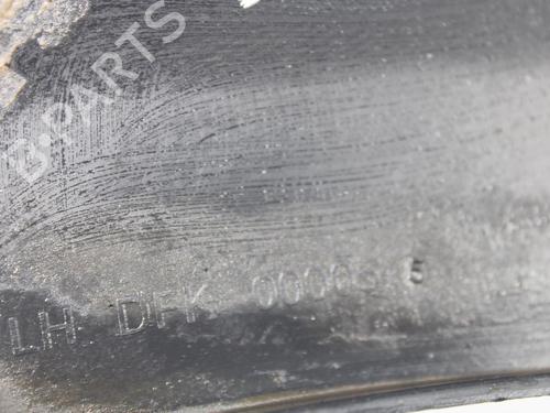 Rear left wheel arch trim LAND ROVER DISCOVERY III (L319) 2.7 TD 4x4 | BP10120715C136 