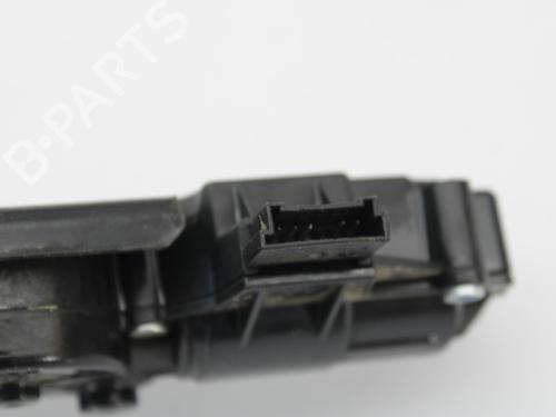 Tailgate lock LAND ROVER RANGE ROVER SPORT I (L320) 3.0 D 4x4 | BP15000370C101 