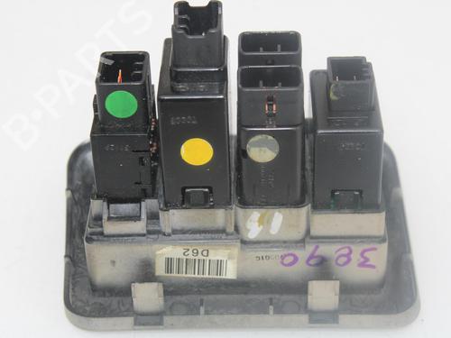 Switch HYUNDAI SANTA FÉ II (CM) 2.2 CRDi GLS | BP12268762I30 