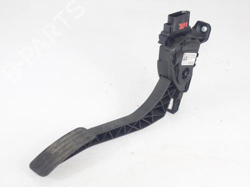 Used Pedal LAND ROVER DISCOVERY IV (L319) 3.0 SDV6 4x4 (256 hp) 16929886