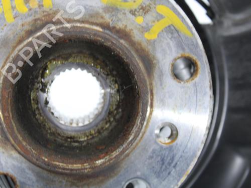Højre hjullejehus spindel BMW 1 (F20) 116 d (116 hp) 11096762