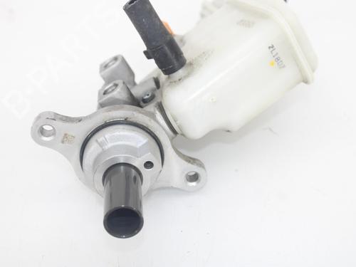 Brake master cylinder HYUNDAI i30 Estate (GD)  | BP13904657M77 