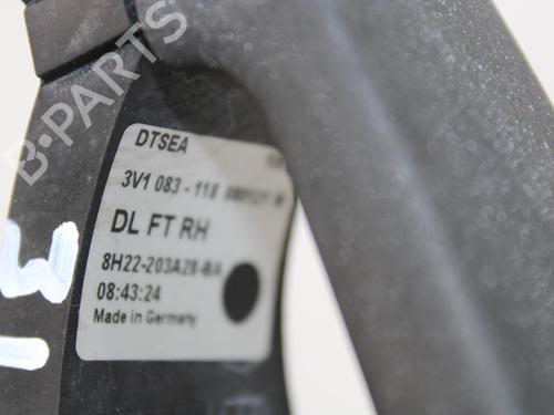 Used Front right exterior door handle LAND ROVER DISCOVERY III (L319) 2.7 TD 4x4 (190 hp) 12268157