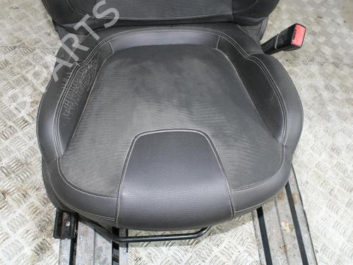 Right front seat OPEL ADAM (M13) 1.2 | BP22303539C16 