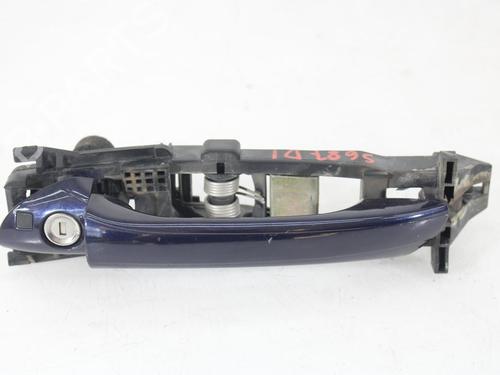 Used Front left exterior door handle MERCEDES-BENZ C-CLASS (W203) C 220 CDI (203.006, 203.008) (143 hp) 29814434