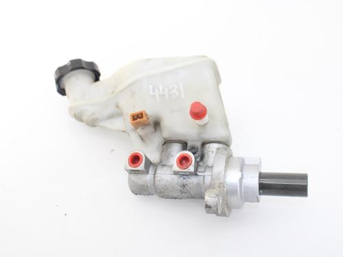Used Brake master cylinder KIA CEE'D (JD) [2012-2018]  15991165